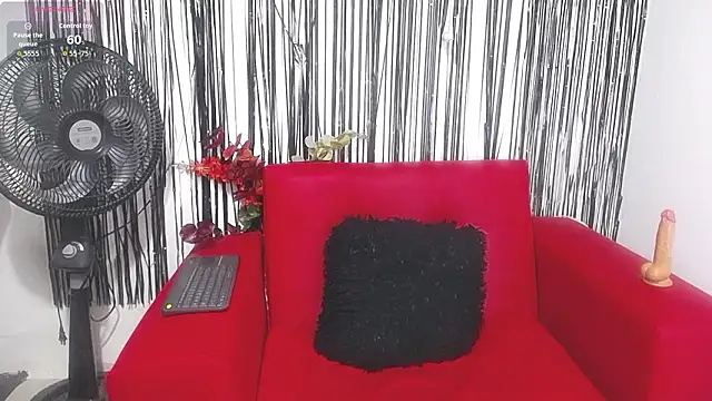 mailyn pym online show from March 7, 11:59 am