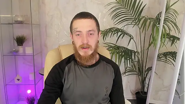 Snapshot of RockyLeen chatting on March 1, 10:54 pm RockyLeen online show from March 1, 10:54 pm