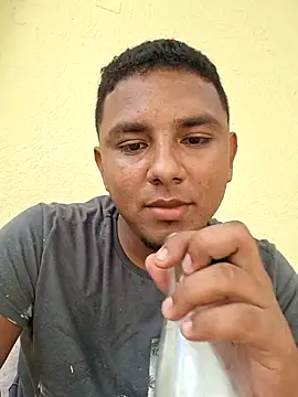 Snapshot of josua0429 chatting on February 21, 6:32 pm josua0429 online show from February 21, 6:32 pm