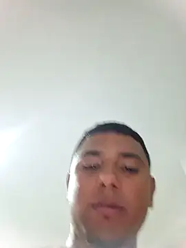 Snapshot of josua0429 chatting on February 28, 3:06 am josua0429 online show from February 28, 3:06 am