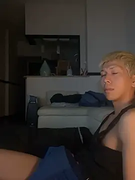 Yumemiru-k online show from May 8, 4:44 pm