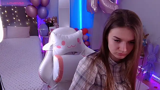 Ann Wood online show from February 21, 7:10 am