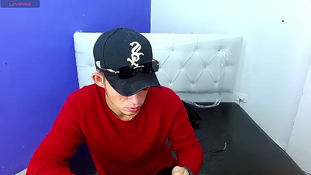 Snapshot of masterboyx chatting on February 26, 3:12 pm masterboyx online show from February 26, 3:12 pm