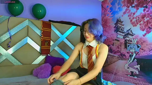 mitsuri nyx online show from April 17, 12:08 pm