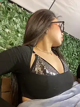 Mady Pink online show from March 13, 5:34 am