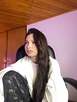 Mady Pink online show from April 10, 3:35 am