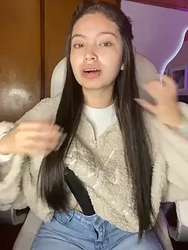 Mady Pink online show from April 16, 3:29 am