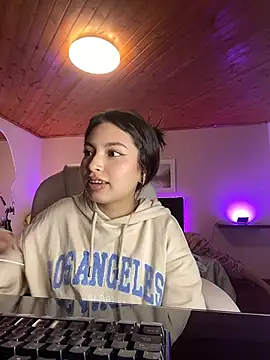 Mady Pink online show from March 17, 4:26 am