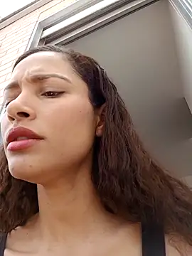 ScarletthSmith online show from March 4, 5:42 pm