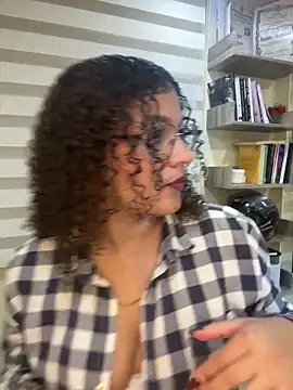 Snapshot of KendyLove_ chatting on June 14, 5:30 am KendyLove online show from June 14, 5:30 am
