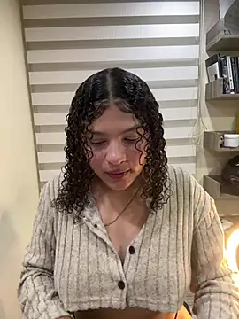 KendyLove  online show from May 22, 4:43 am