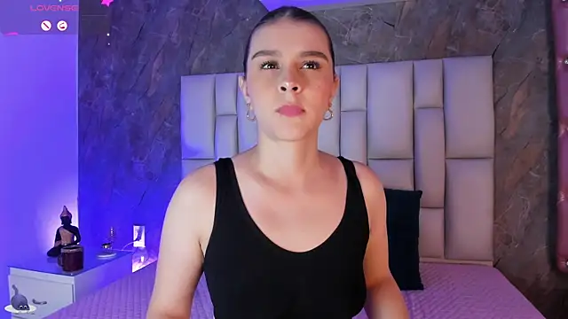 lya gomez online show from April 10, 2:51 am