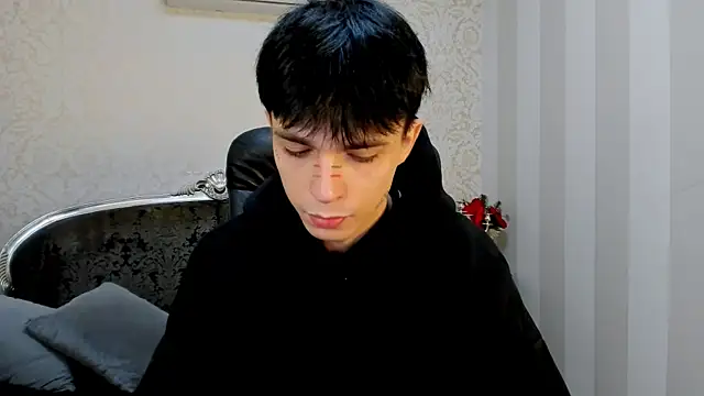 ClarkBev online show from March 8, 7:33 am