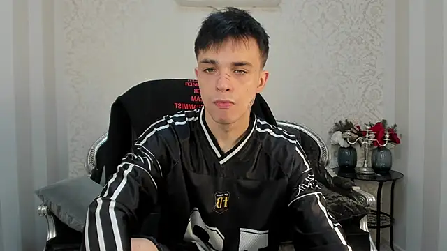 ClarkBev online show from April 3, 5:36 am