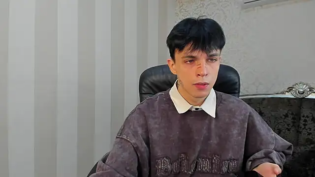 ClarkBev online show from February 22, 9:05 pm