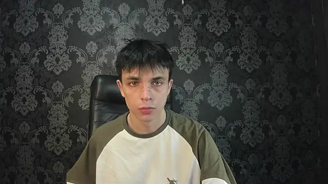 ClarkBev online show from May 13, 1:51 pm
