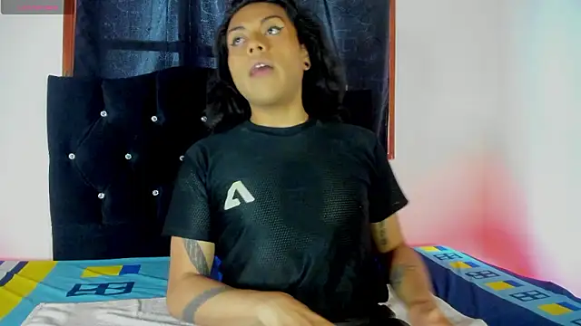 Jess Hoffman online show from March 18, 2:41 pm