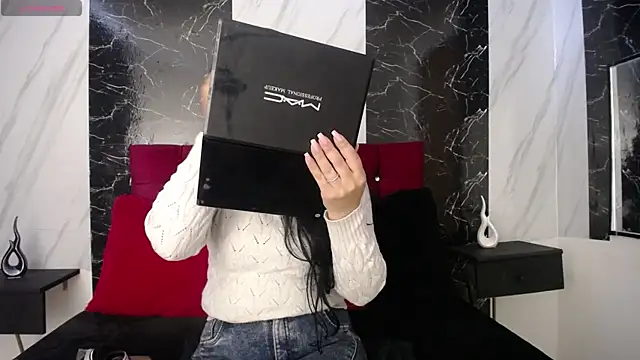 SofiaMoreno  online show from April 9, 1:50 pm