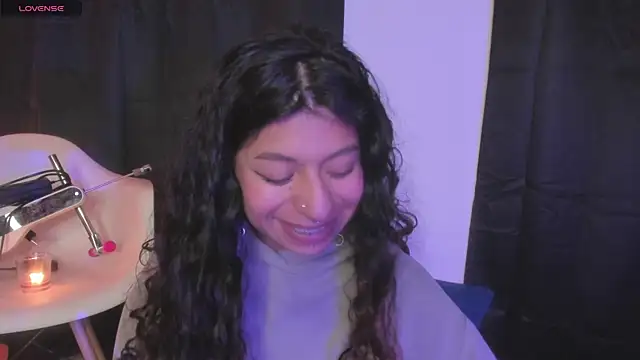 MilyFerrer online show from May 15, 4:54 am