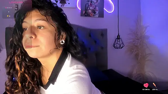 MilyFerrer online show from June 19, 3:23 am
