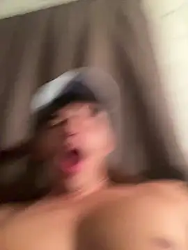Alejandrososas online show from July 2, 2:23 am