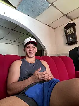 Alejandrososas online show from June 19, 5:08 pm