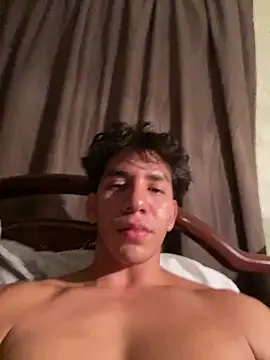 Alejandrososas online show from June 14, 6:58 am