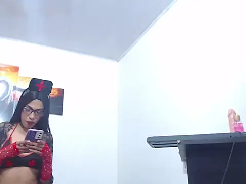 cellesthee online show from February 25, 11:04 pm