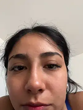 Snapshot of Linarodri chatting on February 19, 10:18 pm Linarodri online show from February 19, 10:18 pm