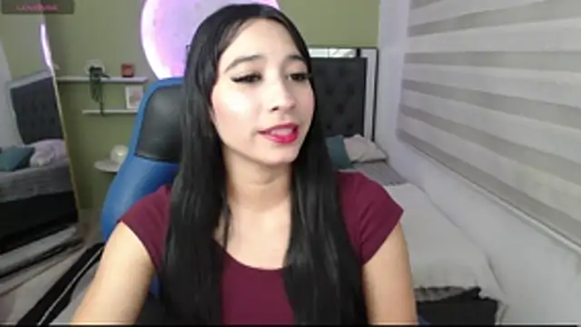 ivvoncute online show from May 20, 1:24 am