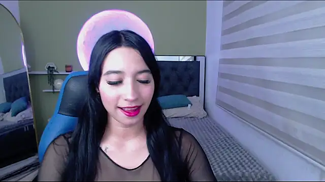 ivvoncute online show from May 27, 1:15 am
