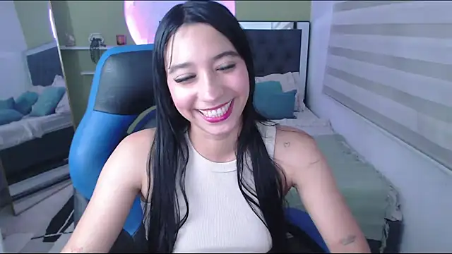 ivvoncute online show from June 2, 1:27 am