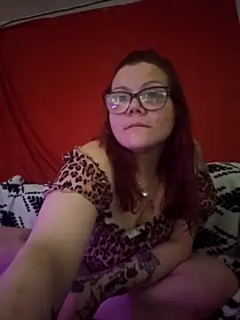Sexymilf6992 online show from May 4, 6:00 pm