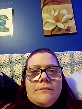 Snapshot of Sexymilf6992 chatting on March 13, 10:37 pm Sexymilf6992 online show from March 13, 10:37 pm