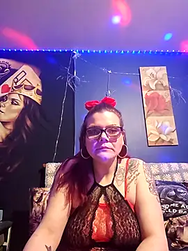 Sexymilf6992 online show from March 29, 7:10 am