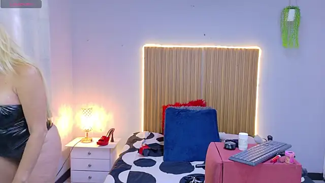 CIccioline pussyGolden online show from April 15, 7:58 pm