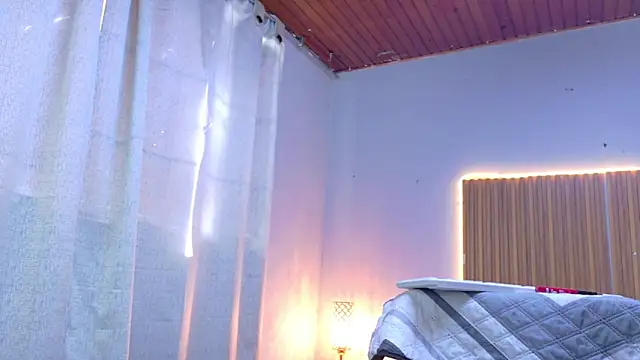 CIccioline pussyGolden online show from March 7, 8:47 pm