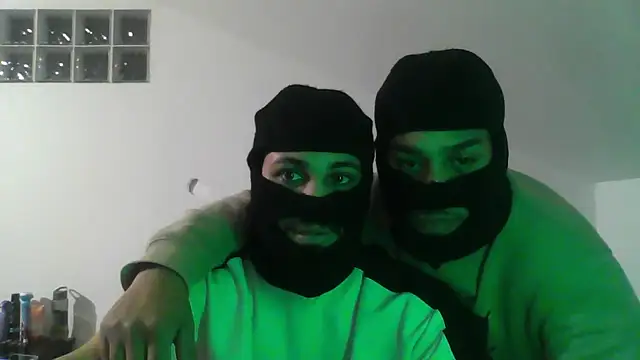 ptcasalprive online show from March 1, 10:10 pm