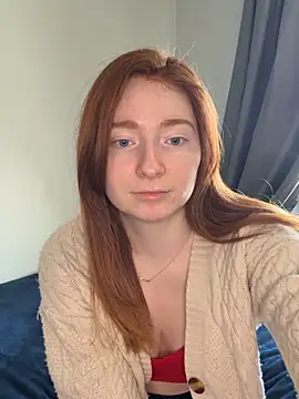 HoneyBunny18 online show from March 11, 11:15 am