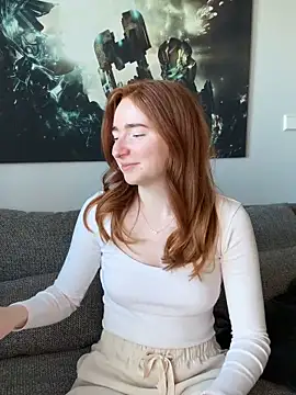 HoneyBunny18 online show from April 1, 11:33 am