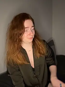 HoneyBunny18 online show from April 10, 6:15 pm