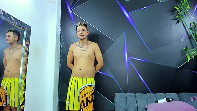 Snapshot of georginacouple_hardsex chatting on July 18, 3:09 pm georginacouple hardsex online show from July 18, 3:09 pm