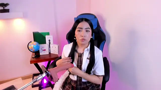 Valecute  online show from May 2, 8:14 pm