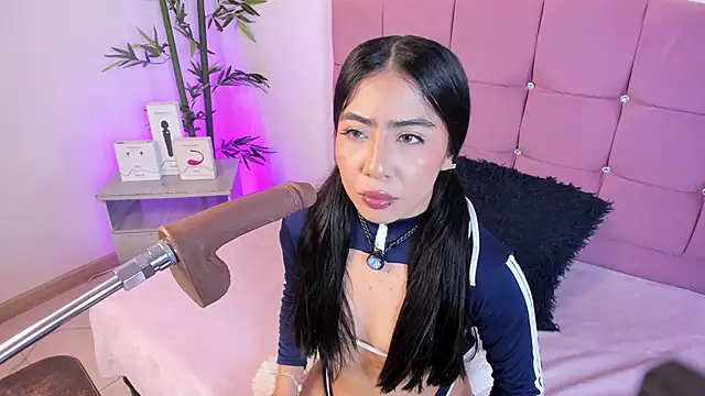 Valecute  online show from April 27, 7:56 pm