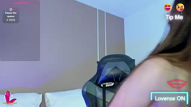 elaia bridge online show from April 16, 12:17 pm