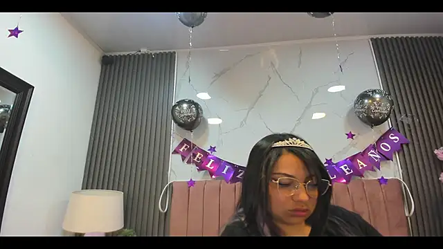 AbbieVous online show from March 25, 12:04 pm