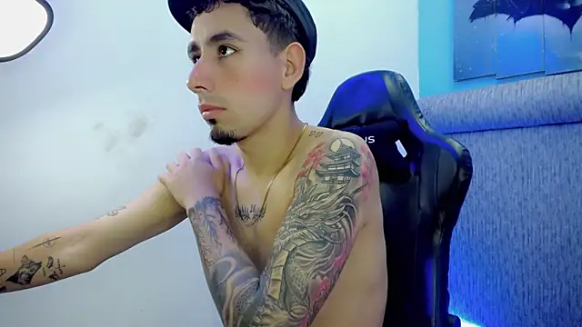 Owen courtz online show from March 11, 12:21 pm