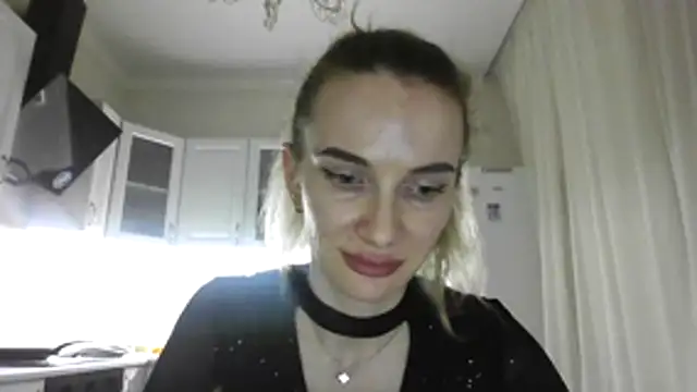 Snapshot of AinyrVixxen chatting on February 22, 9:49 pm AinyrVixxen online show from February 22, 9:49 pm