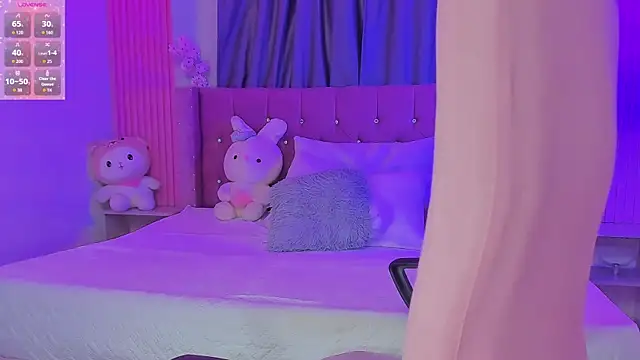 Kiara lovely online show from March 25, 3:17 am