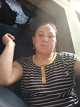 Snapshot of Dear_baby_ chatting on March 1, 4:12 am Dear baby online show from March 1, 4:12 am